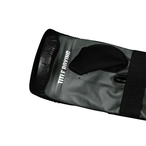 Title Boxing Pro Leather Bag Mitts 3.0