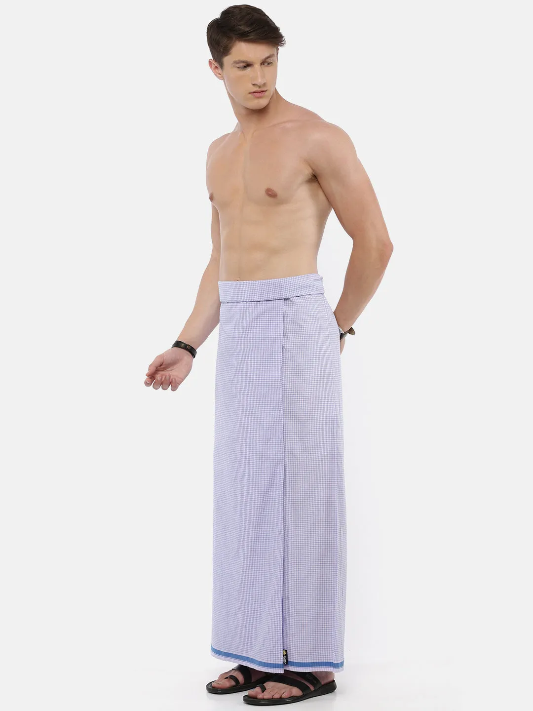 WHITE MACHO 28